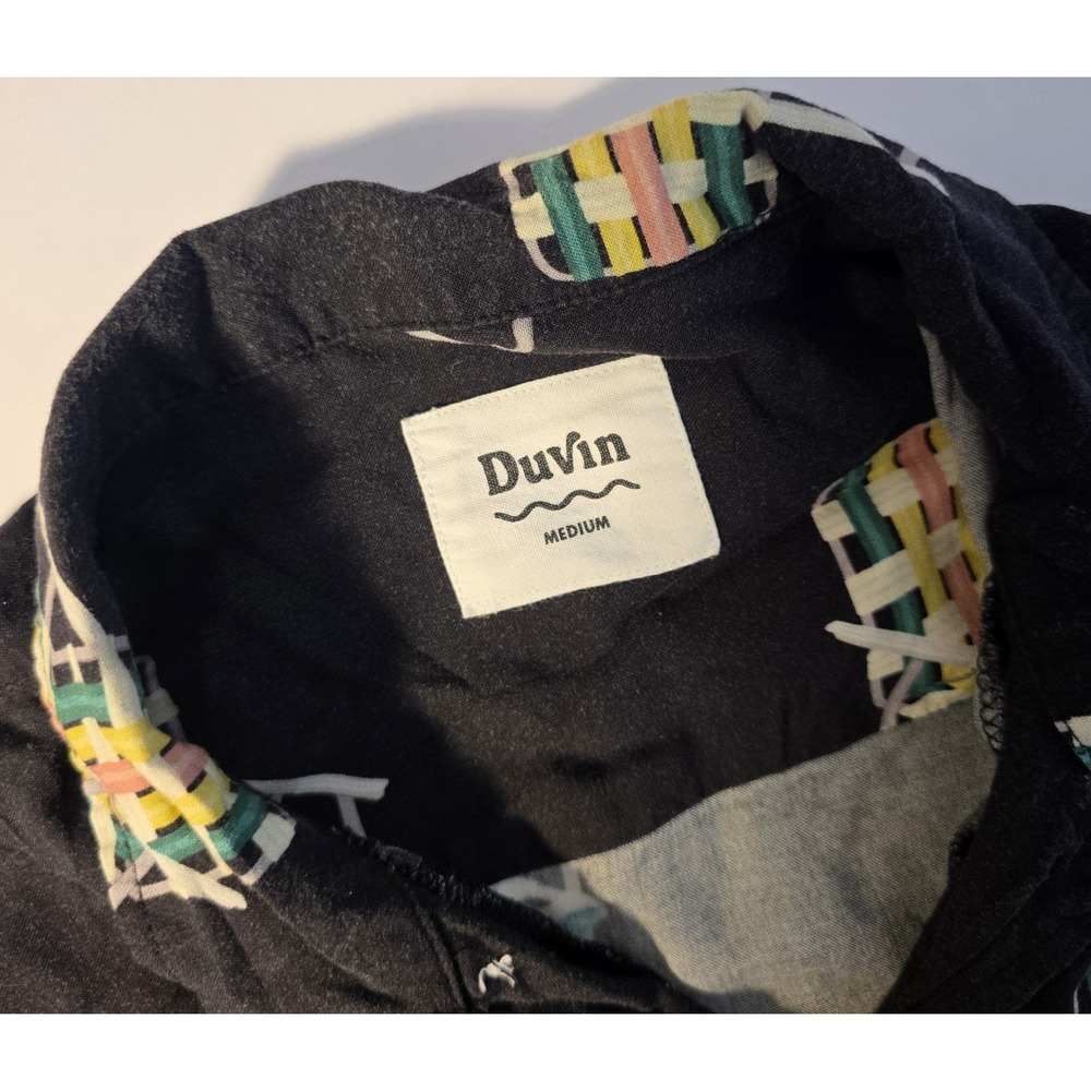 Duvin Mens Size Medium Short Sleeve Button Up Shirt‎ Lawn Chair All Over Print